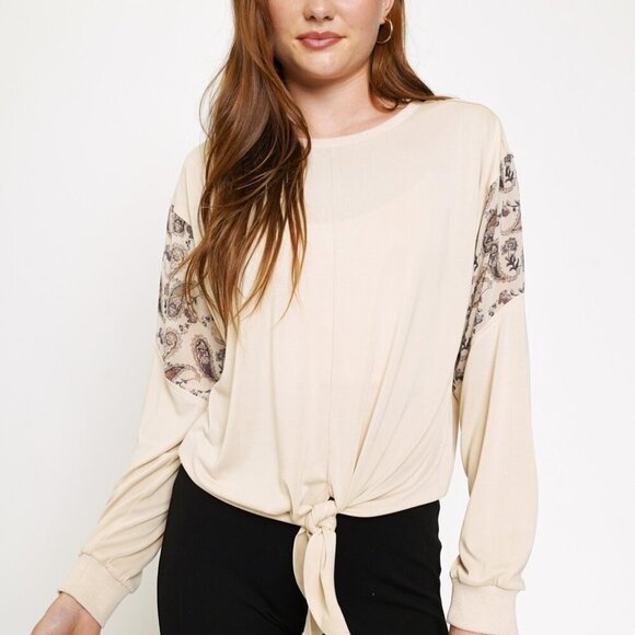 MYSTREE TIE FRONT PAISLEY CONTRAST MODAL TOP - Picture 2 of 7